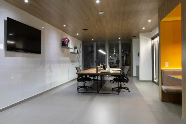 Imagem Apartamento à venda em São Paulo, Moema, com 1 quarto, 34m2