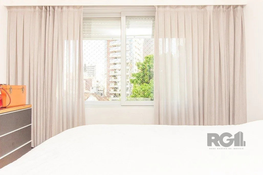 Imagem Apartamento para comprar com 3 suítes no Bairro Moinhos de Vento