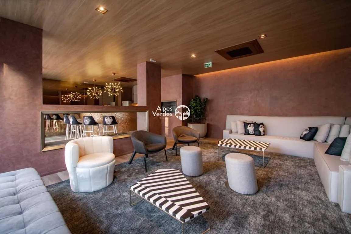 Imagem Vende-se apto mobiliado em Porto Alegre- 1 Quarto- R$550.000,00