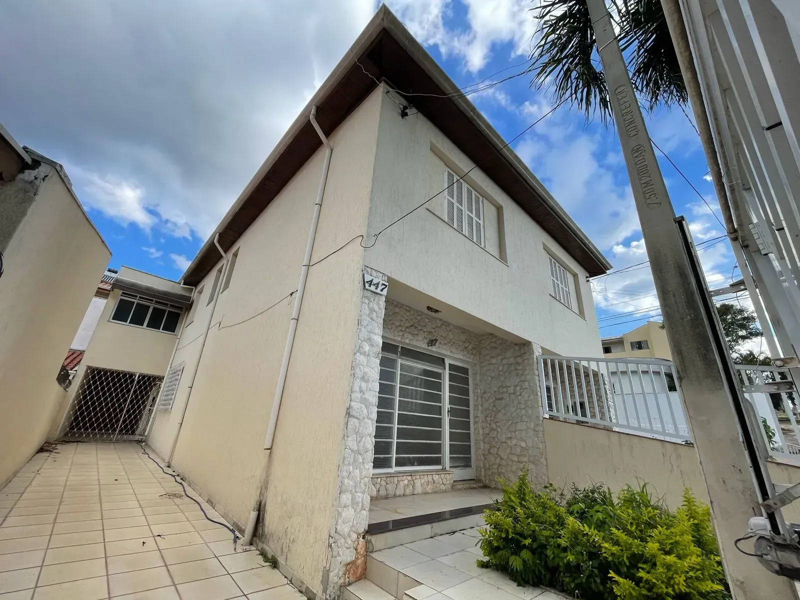 Imagem Casa à venda excelente oportunidade de negócio - Área útil 148 m2 com 3 dormitórios - 3 vagas - Jard