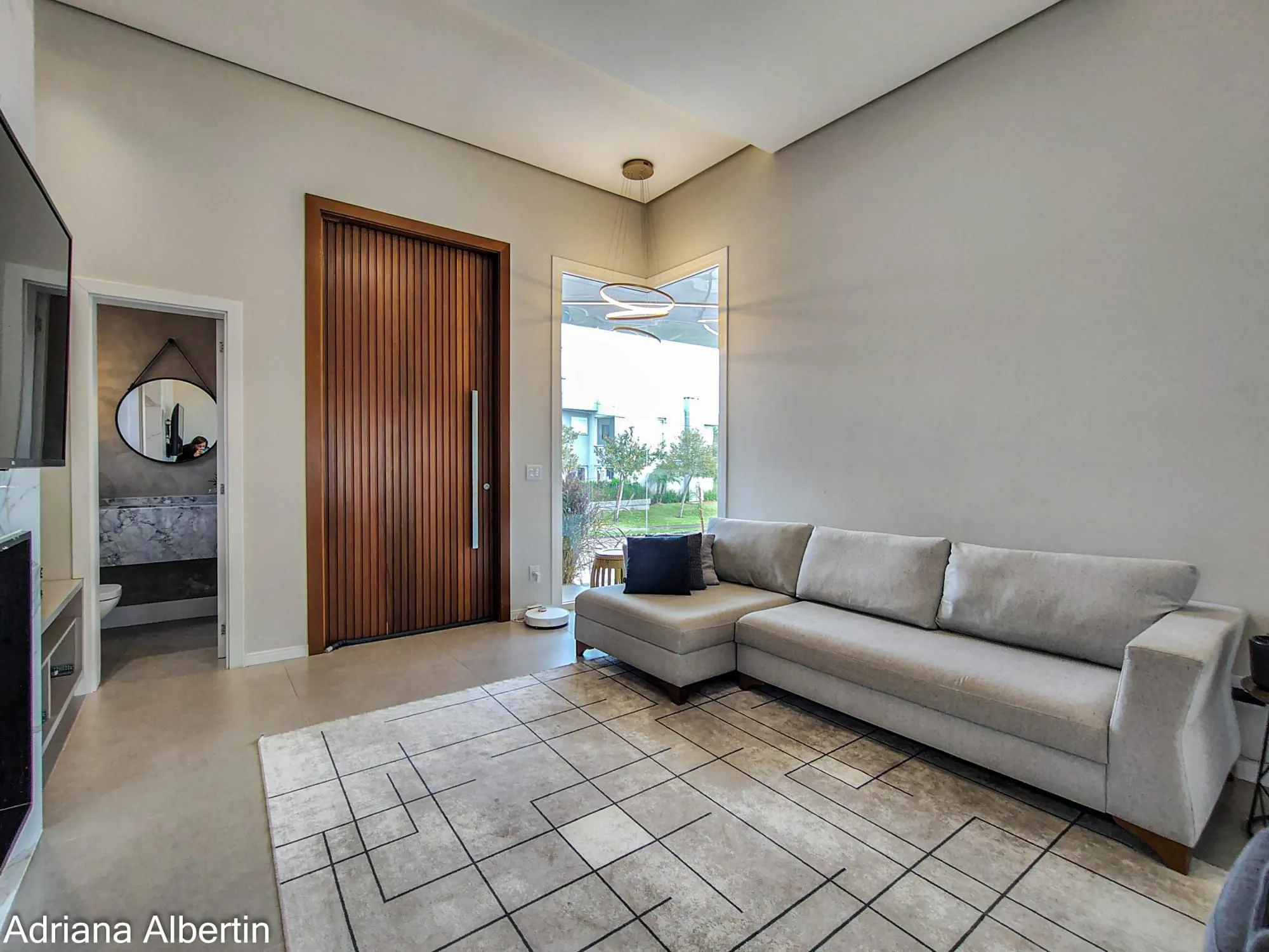 Imagem CASA TÉRREA NO ALPHAVILLE PORTO AQLEGRE