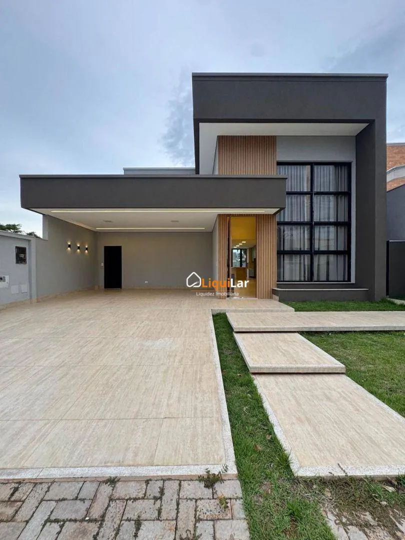 Foto do imóvel Casa Térrea de Alto Padrão à Venda no Alphaville 4