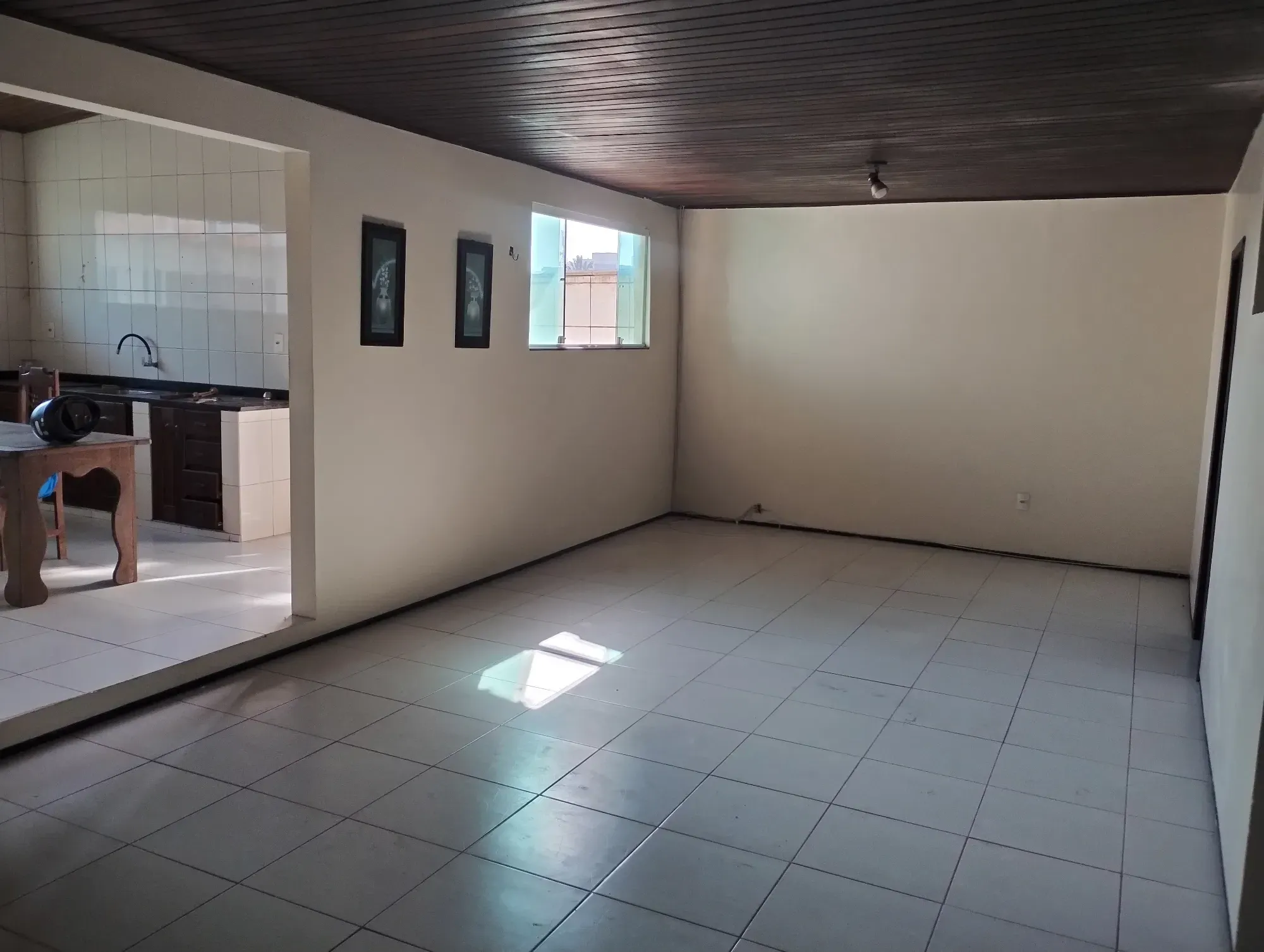 Imagem Sobrado com 4 Quartos para Alugar, 240 m² em Planalto Vinhais II - São Luís