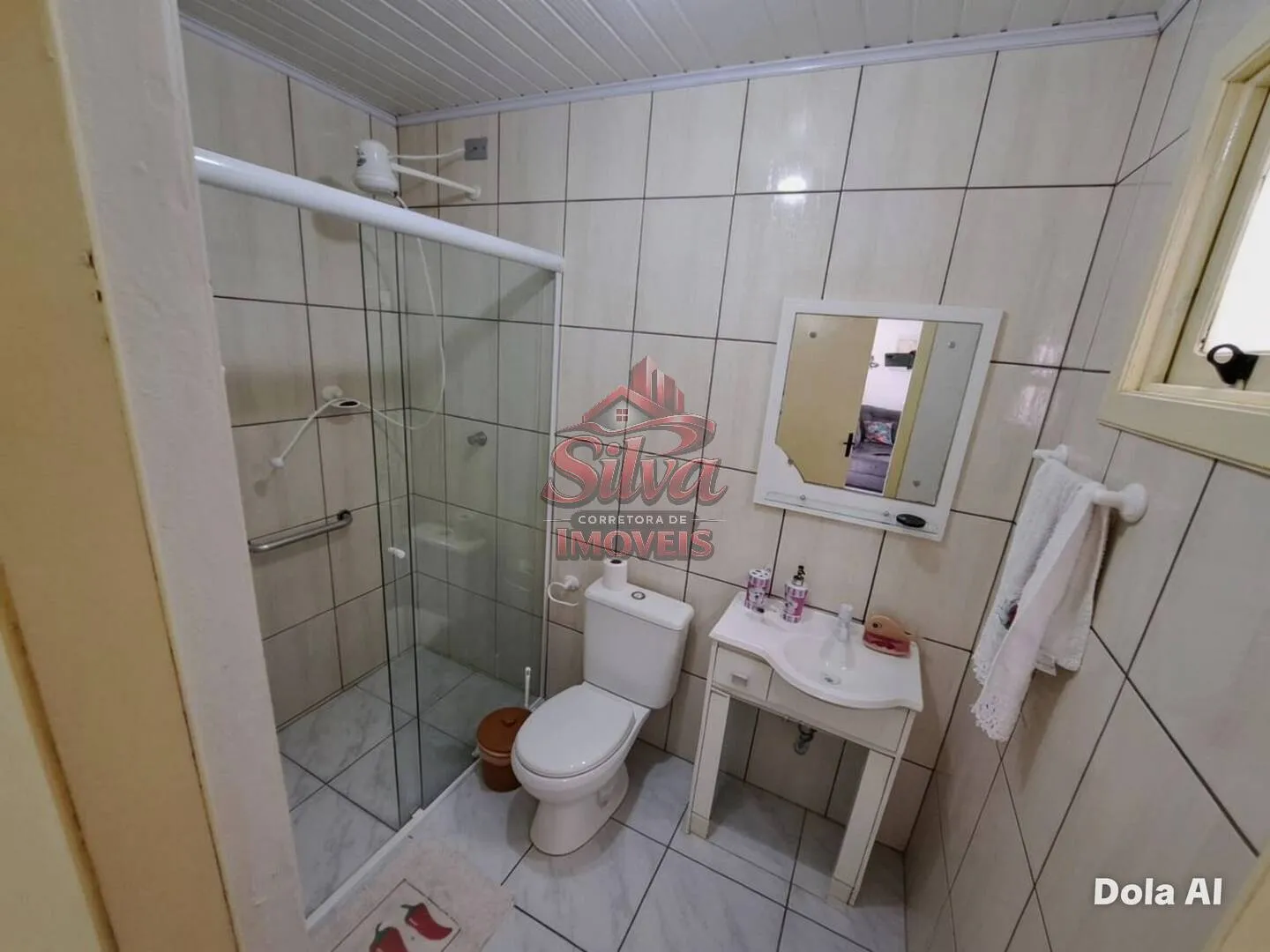 Imagem C304 | Casa com 2 Suítes e Anexo a 450 Metros do Mar