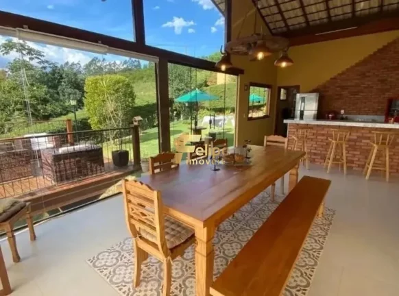 Imagem PEDRA AZUL. CONDOMÍNIO PARTICULAR CASA DE CAMPO MOBILIADA, COM PORTEIRA FECHADA.
