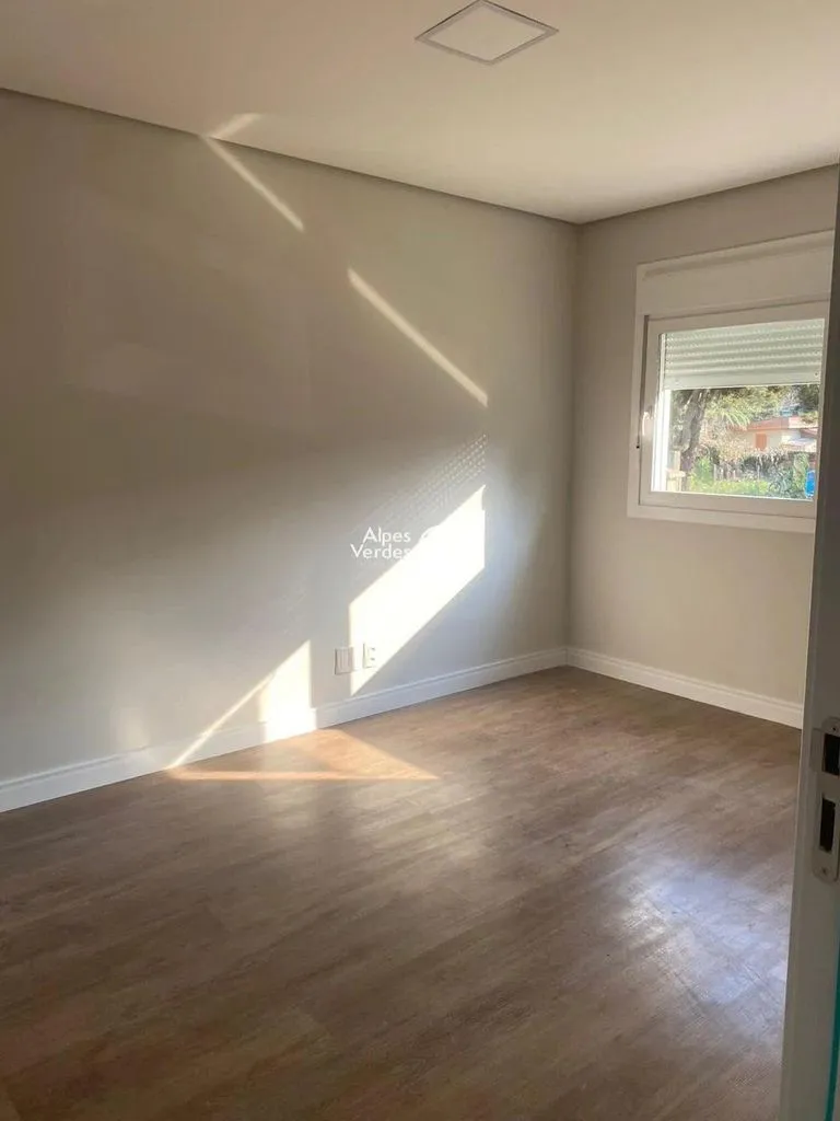 Imagem Vende-se apartamento a a cerca de 5 minutos da Catedral de Pedra