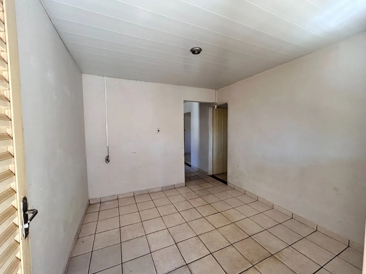Imagem Casa com 2 dormitórios para alugar, 100 m² por R$ 1.300,00/mês - Boa Vista - Patos de Minas/MG