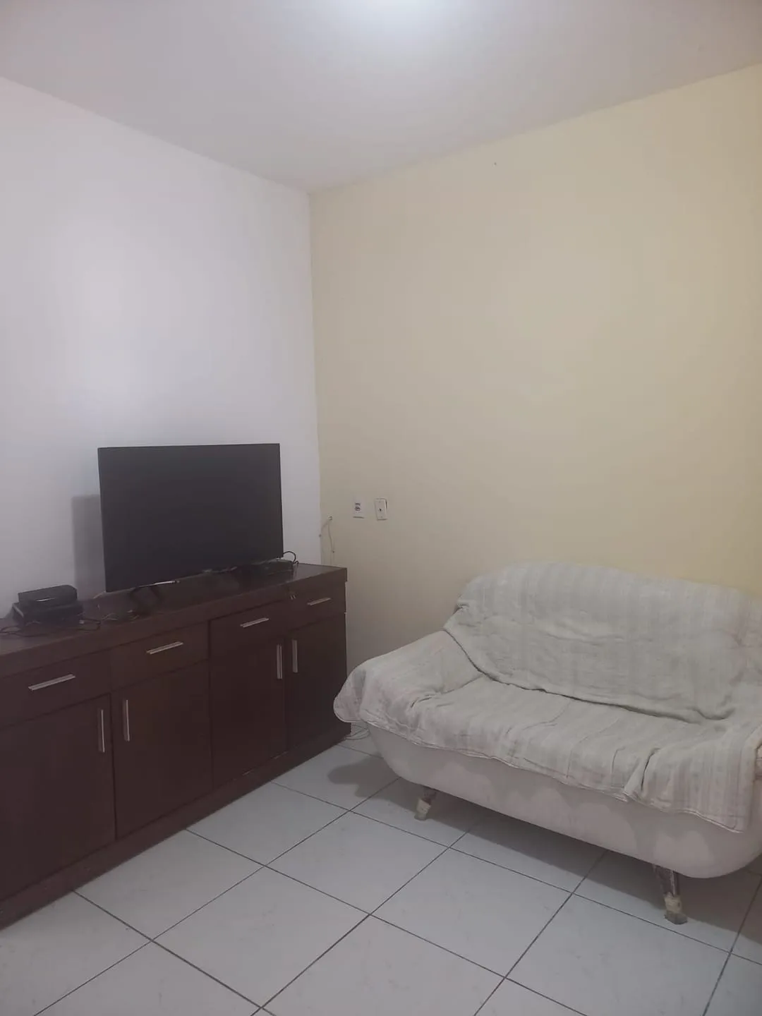 Foto do imóvel Casa à venda 2 Quartos, 3 Vagas, Conjunto Residencial Araretama, Pindamonhangaba - SP