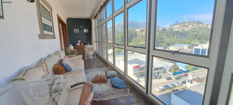 Imagem Apartamento para Venda em Teresópolis, Várzea, 4 dormitórios, 4 suítes, 5 banheiros, 2 vagas