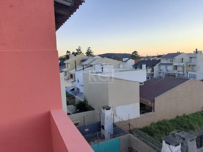 Imagem Sobrado para Venda - 100.45m², 2 dormitórios, sendo 2 suites, 1 vaga - Guarujá