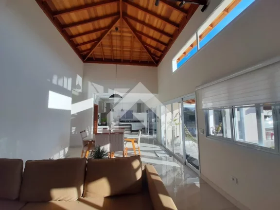 Imagem Casa de Condomínio em Chácara amoreira - Tatuí