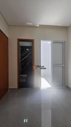 Imagem Sobrado com 3 dormitórios à venda por R$ 749.000 - Vila Camilópolis - Santo André/SP