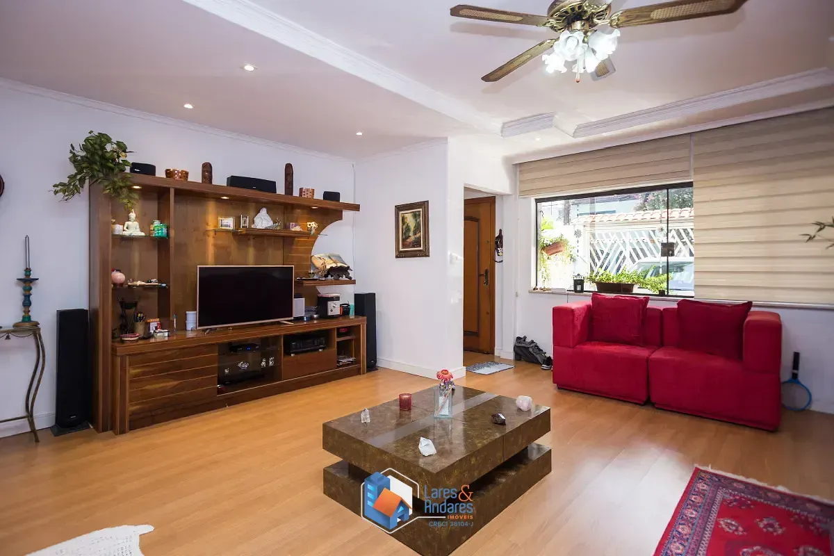 Imagem Casa para venda em Campo Belo com 3 quartos, sendo 1 suíte, 220m²