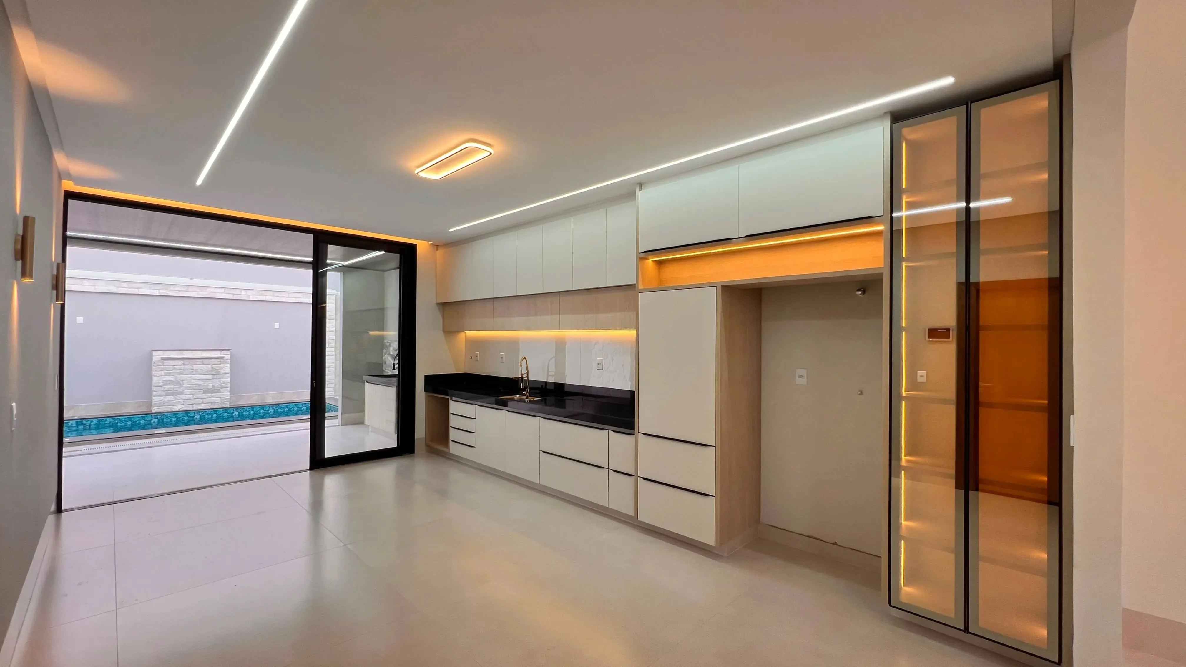Imagem Casa 3 Suites Sozinha No Lote No Parque Amazonia