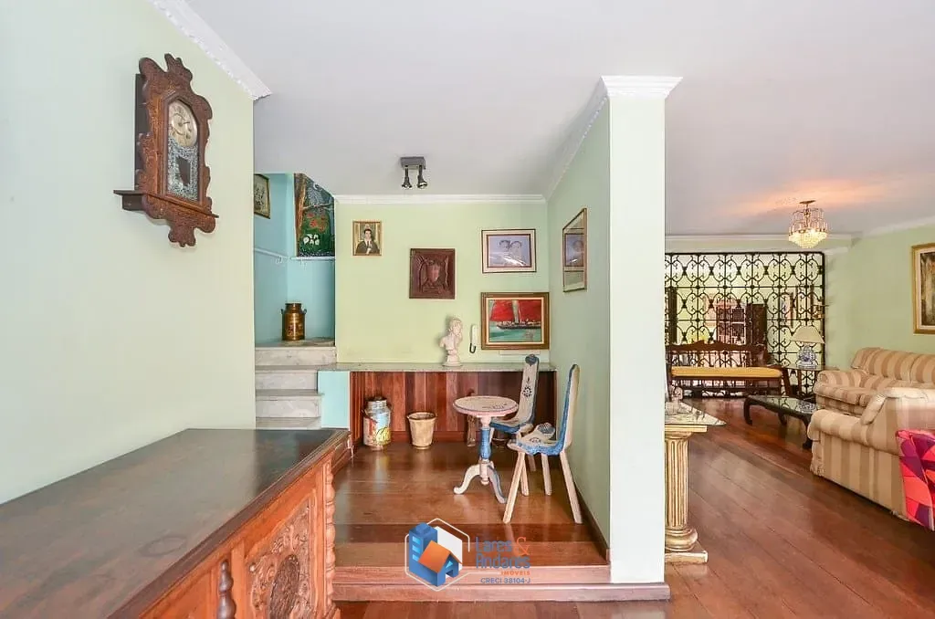 Imagem Casa à venda 5 Quartos 2 Suites 2 Vagas 273M² Jardim Aeroporto São Paulo - SP