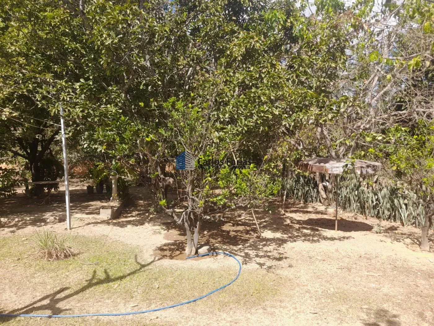 Imagem Chácara para Venda em Cidade Ocidental, Quintas Itapuã, 4 dormitórios, 2 suítes, 4 banheiros, 5 vagas