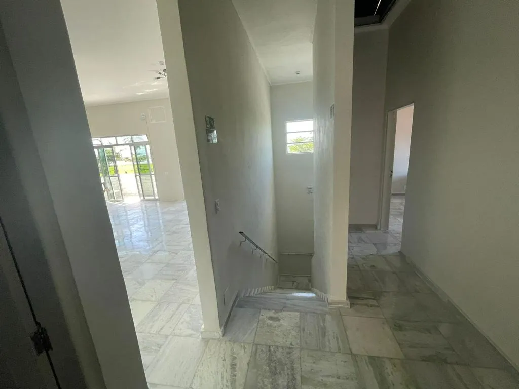 Imagem Incrível Prédio Empresarial para clínicas médicas ou laboratório com 1.450m2