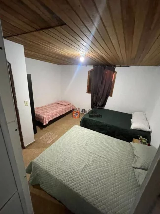 Imagem Chácara com 3 dormitórios à venda, 977 m² por R$ 650.000 - Vitória Régia - Atibaia/SP
