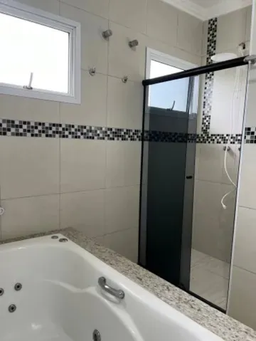 Imagem Casa no Condomínio Lago da Serra, ao lado do lago no centro da cidade de Araçoiaba da Serra