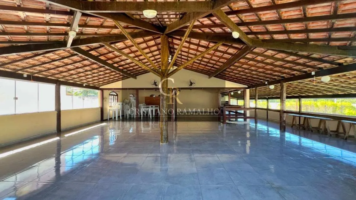 Imagem Casa de condomínio à venda em Cabo Frio, Peró, com 2 quartos, 161,79m2