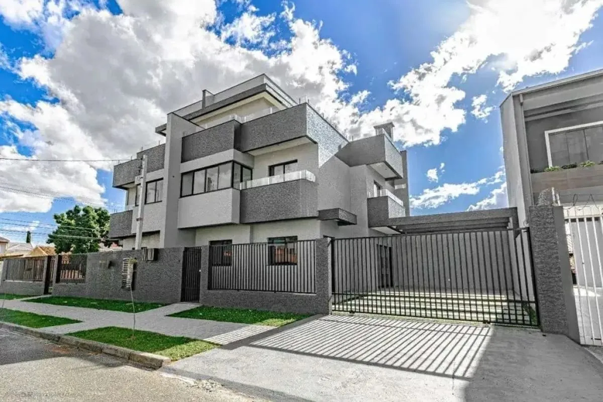 Imagem Triplex para Venda em São José dos Pinhais, Afonso Pena, 3 dormitórios, 1 suíte, 4 banheiros, 2 vagas