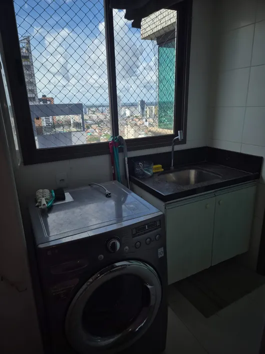 Imagem Apartamento com 3 Quartos à Venda, 166 m²em Umarizal - Belém