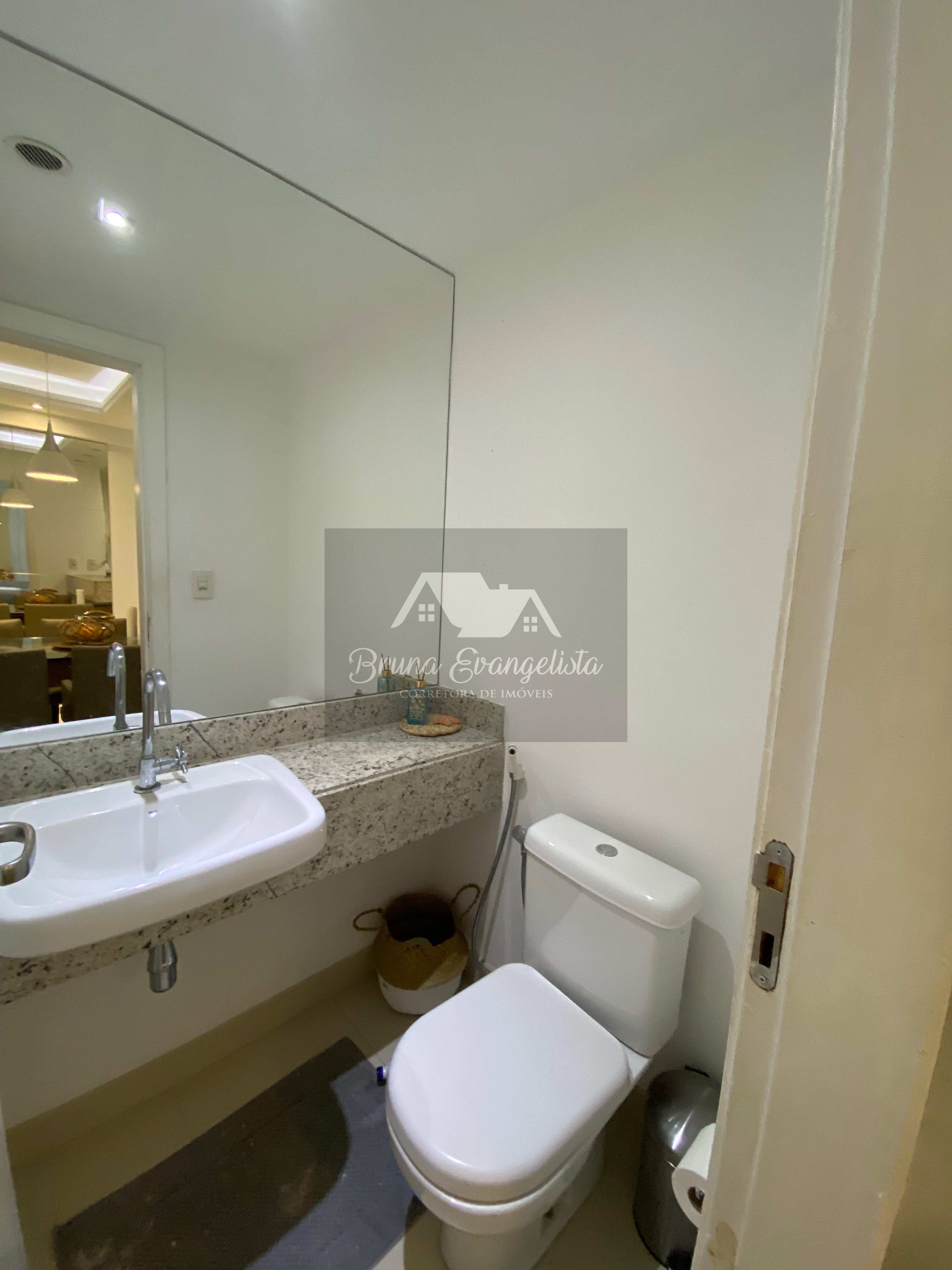 Imagem Apartamento com 1 Quarto para Alugar, 65 m² em Ondina - Salvador