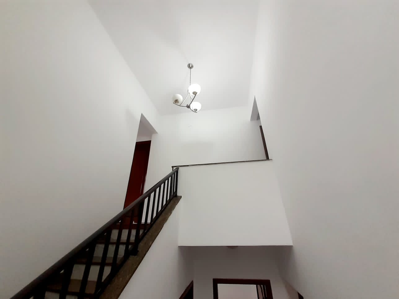 Imagem Casa com 4 Quartos para Alugar, 390 m² em Taquara - Rio de Janeiro