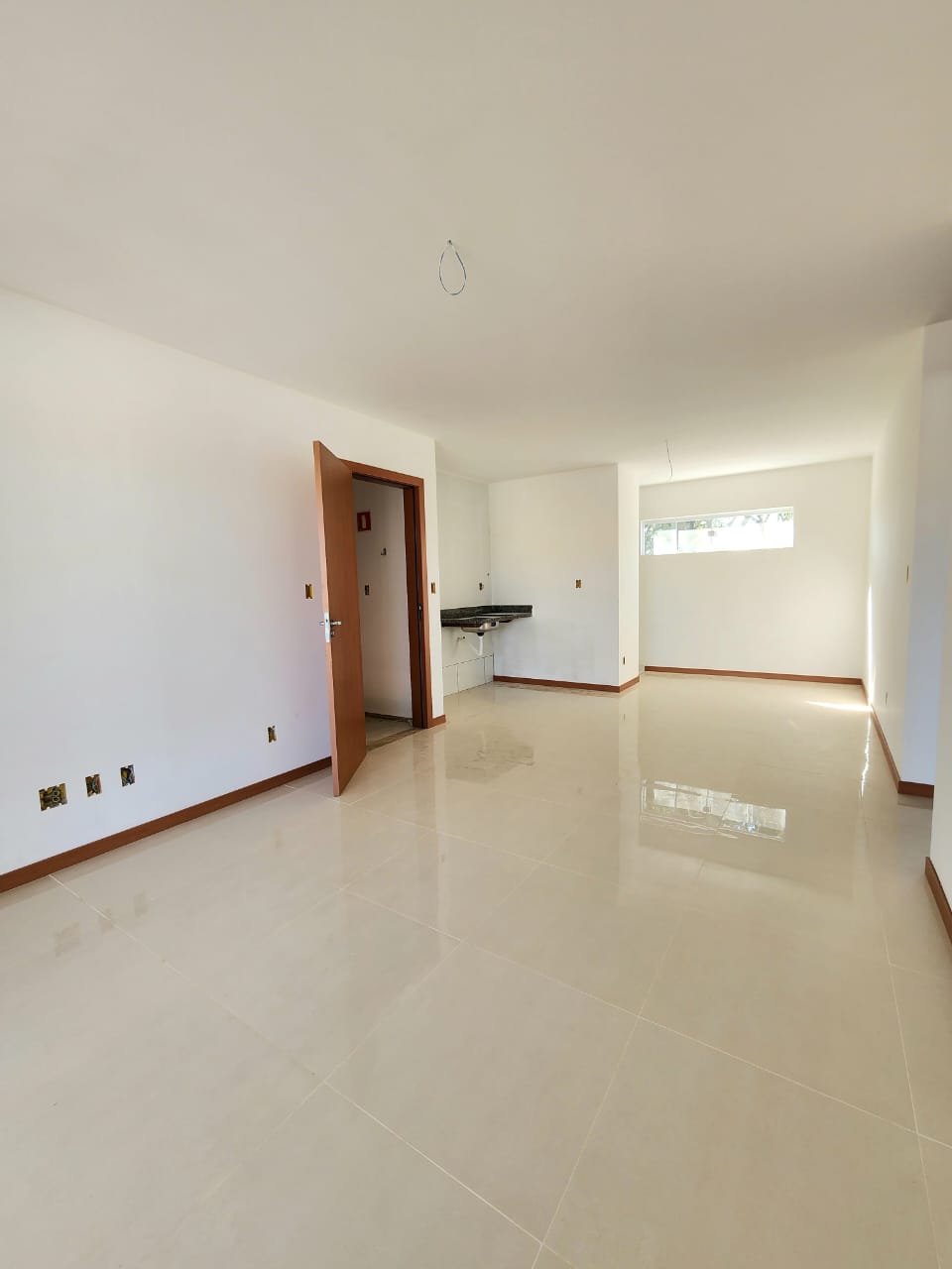 Imagem Apartamento com 2 Quartos à Venda, 72 m²em Vila de Abrantes (Abrantes) - Camaçari