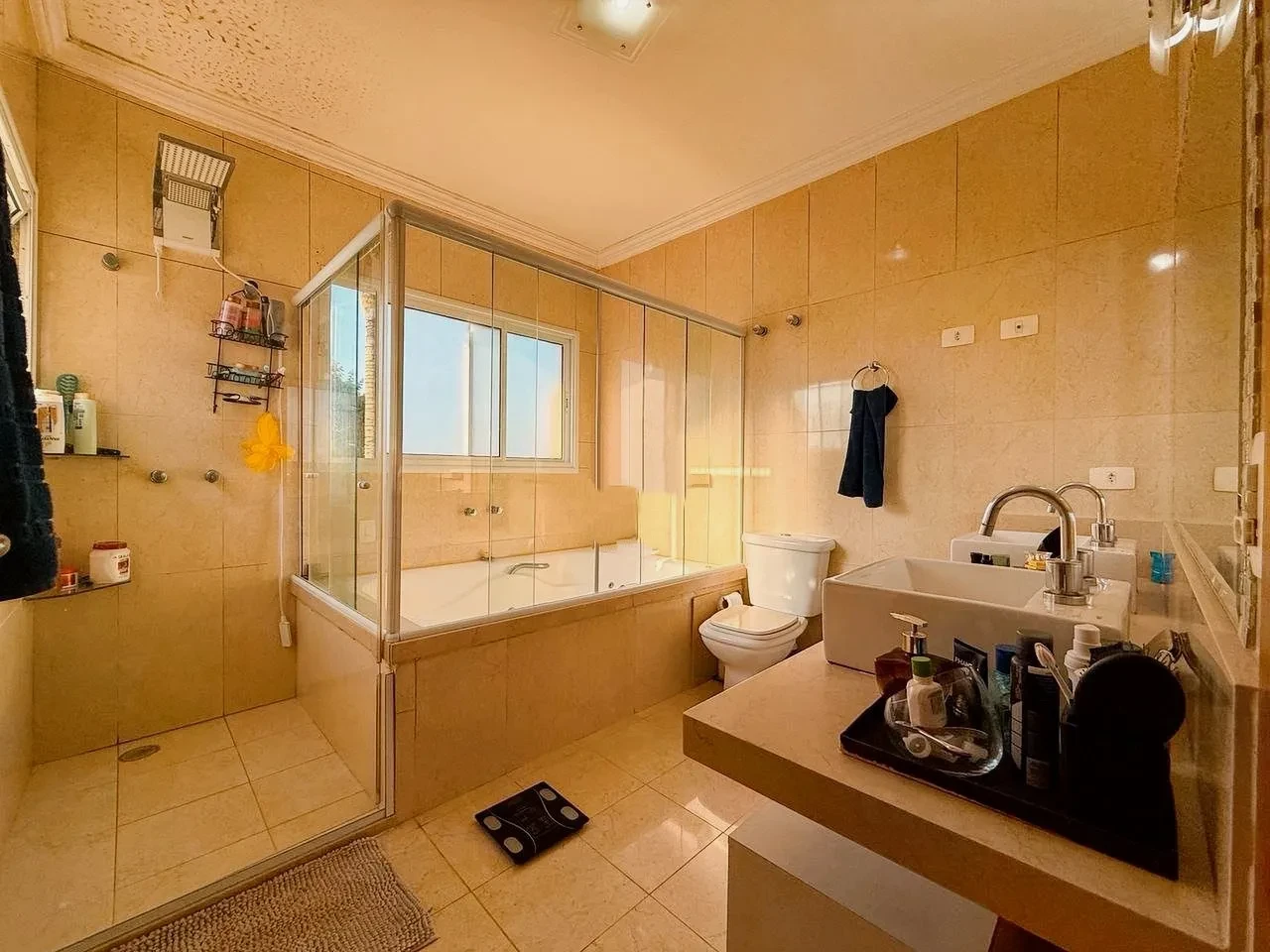 Imagem Casa de Condomínio com 4 Quartos à Venda, 368 m² em Jardim Indaiá - Embu das Artes