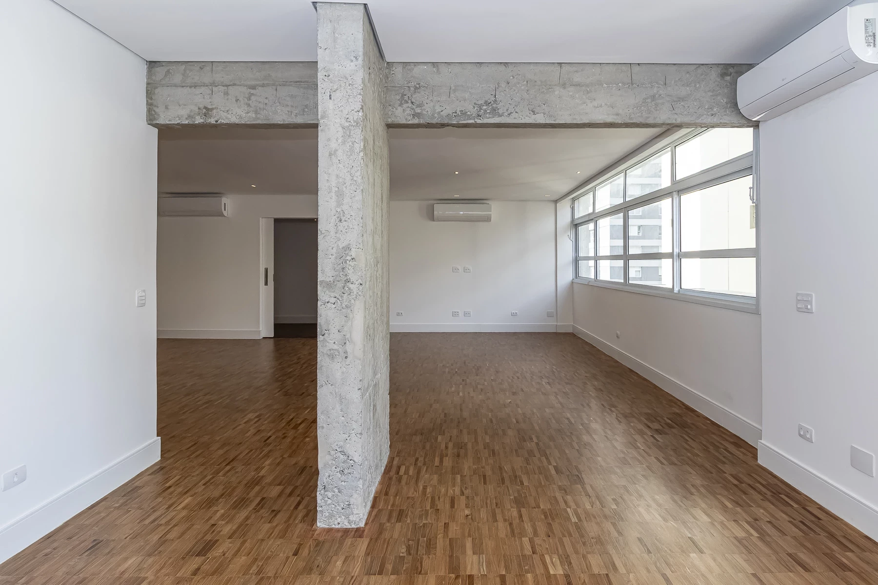 Imagem Apartamento com 3 Quartos à Venda, 213 m² em Cerqueira César - São Paulo