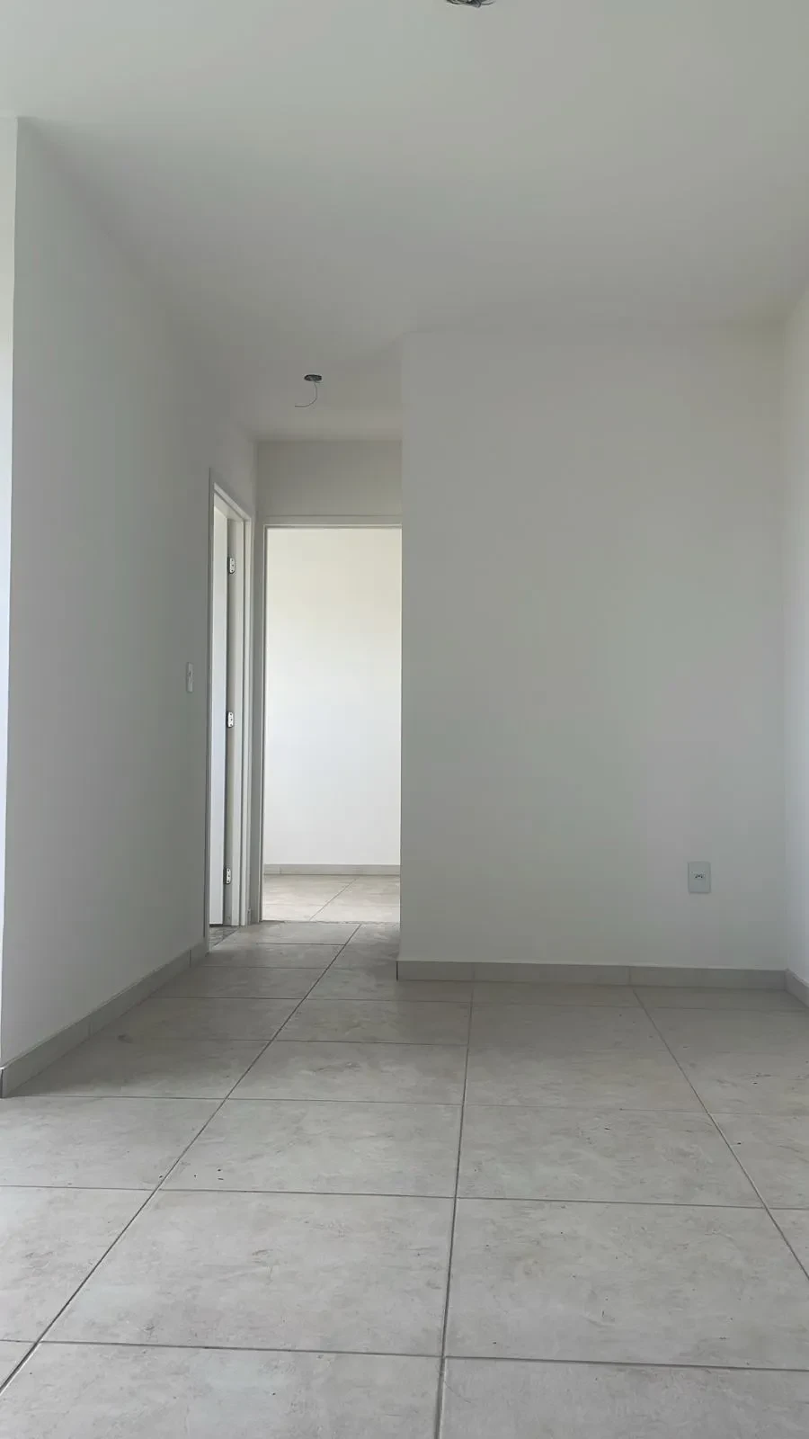 Imagem Apartamento com 2 Quartos à Venda, 45 metros em Caxangá - Recife
