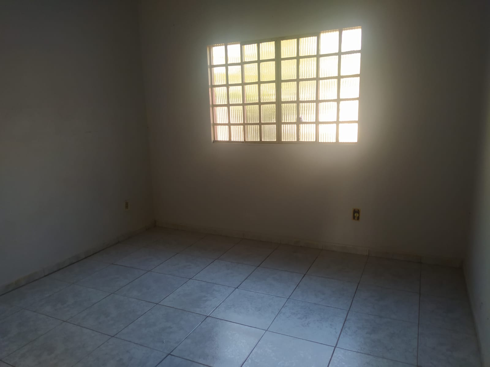 Imagem Casa com 2 Quartos à Venda, 75 m² em Industrial Santo Antônio - Aparecida de Goiânia