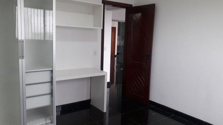 Imagem Apartamento com 4 Quartos para Alugar, 200 m² em Batista Campos - Belém