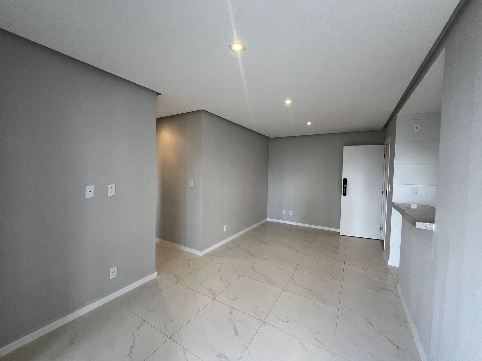 Imagem Apartamento com 3 Quartos à Venda, 85 m²em Batista Campos - Belém