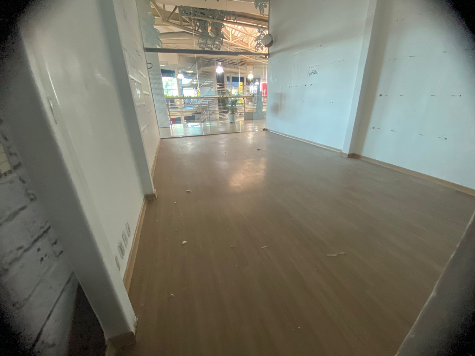 Imagem Loja para Alugar, 23 m²em Parque Residencial Laranjeiras - Serra