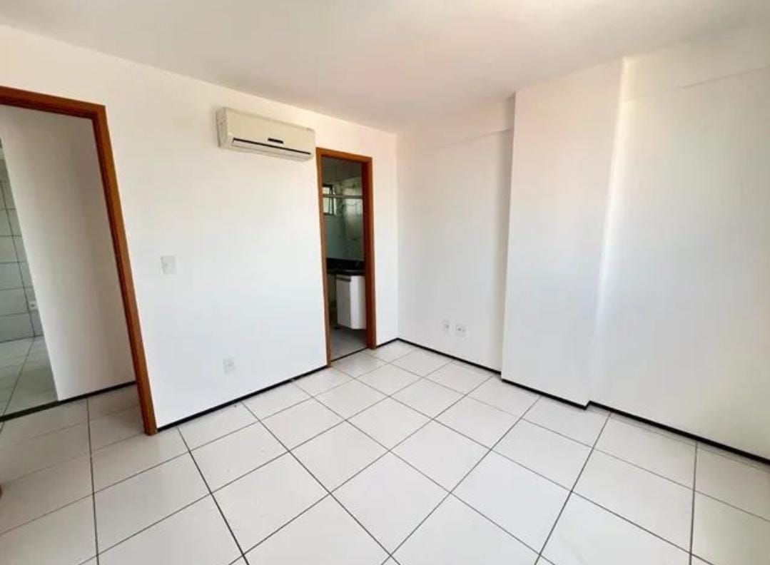 Imagem Apartamento com 2 Quartos à Venda, 58 m²em Renascença - São Luís