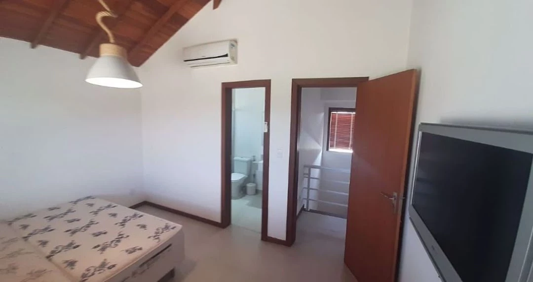 Imagem Casa de Condomínio com 4 Quartos à Venda, 180 m² em Praia Rasa - Armação dos Búzios