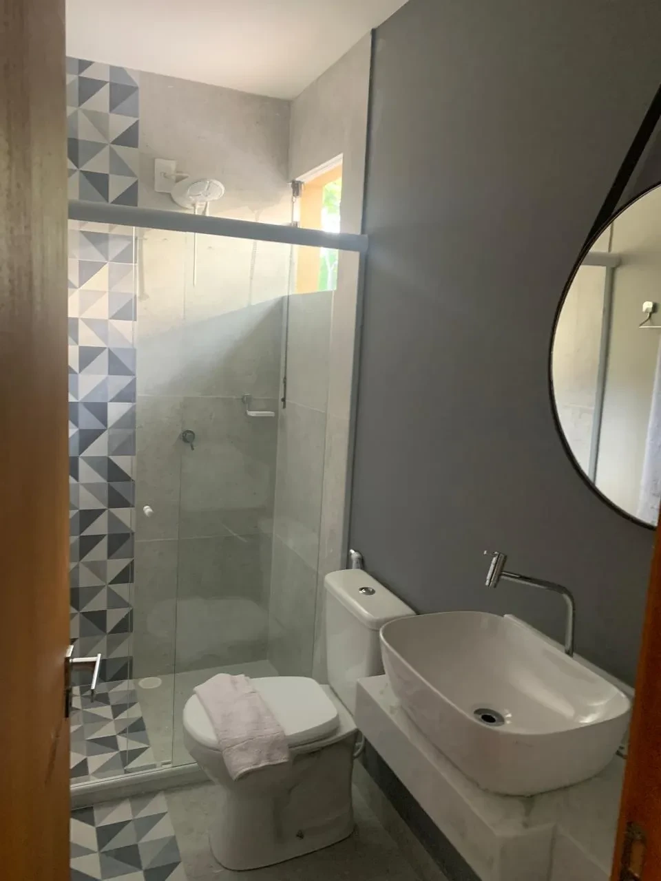 Imagem Casa com 3 Quartos para Alugar, em Mata de São João - Mata de São João