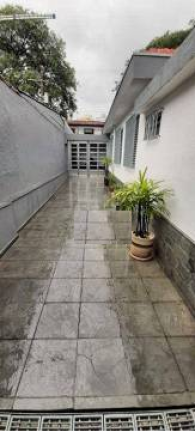 Imagem Casa com 4 Quartos à Venda, 216 m²em Rudge Ramos - São Bernardo do Campo