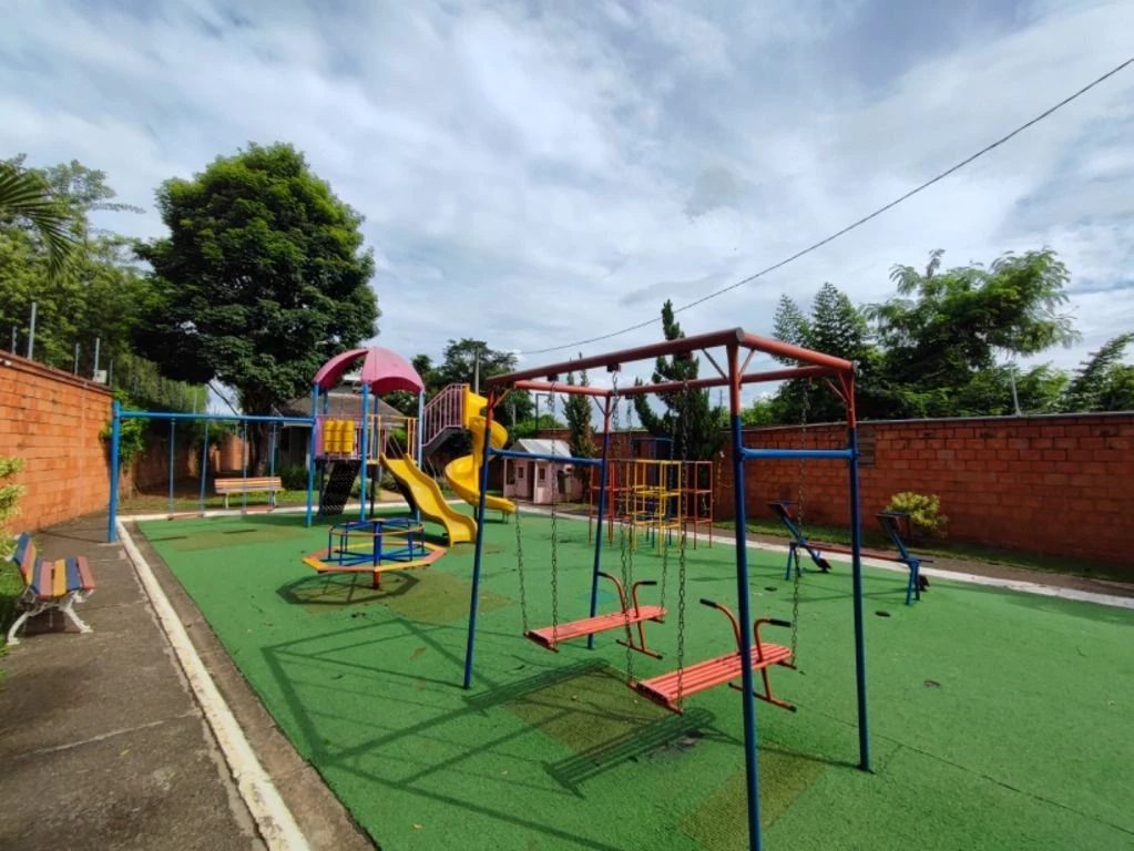 Foto do imóvel: Sobrado com 3 Quartos à Venda, 19.000 m² em Jardim Panorama - Indaiatuba