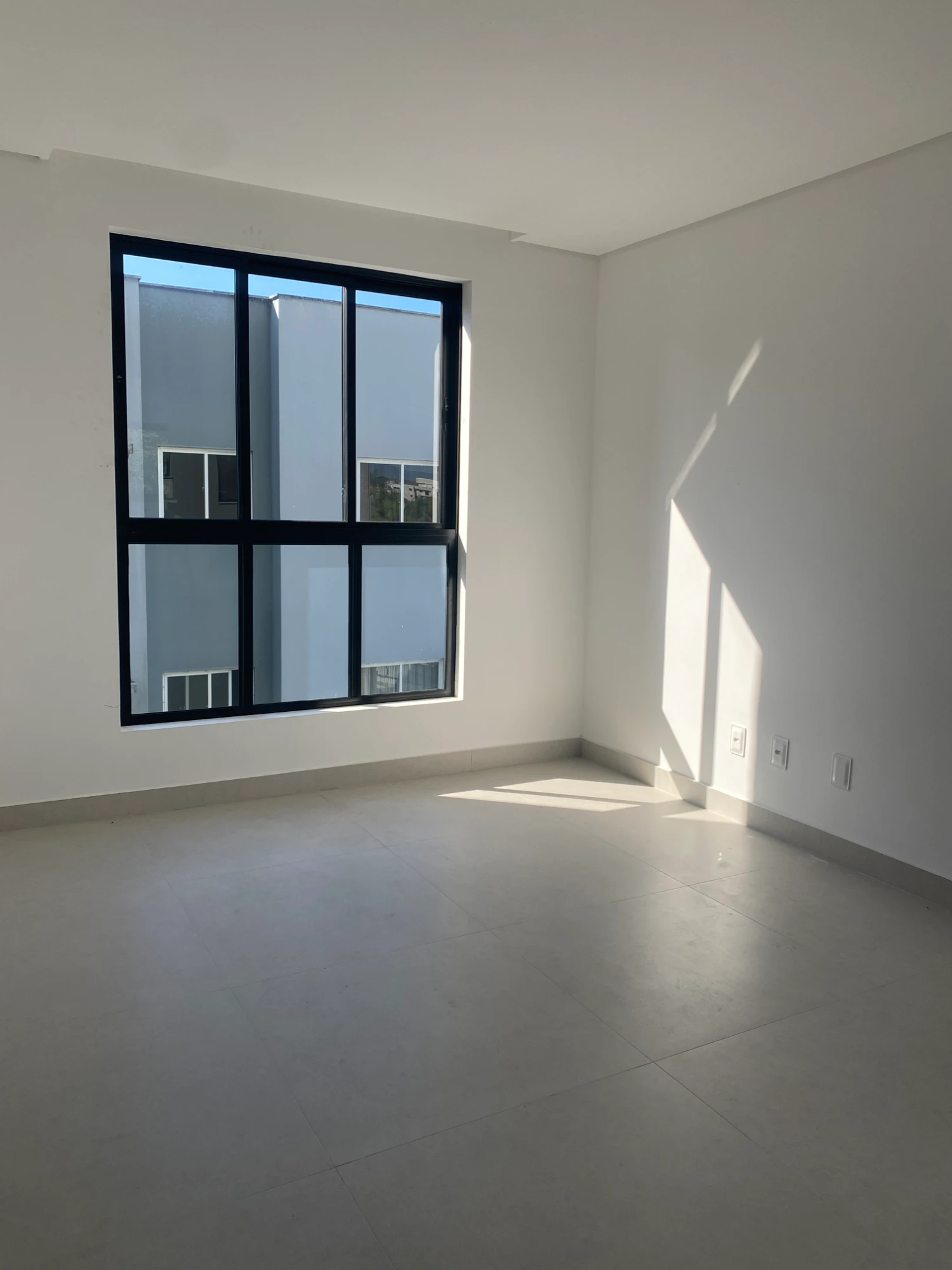 Imagem Apartamento com 2 Quartos à Venda, 119 m² em Saguaçu - Joinville