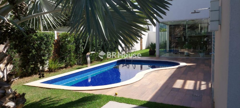 Imagem Casa de Condomínio com 4 Quartos à Venda, 402 m² em Jardim Itália - Cuiabá