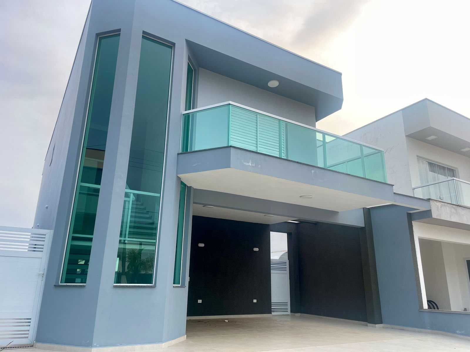 Imagem Sobrado com 3 Quartos à Venda, 179 m²em Belize - Itanhaém