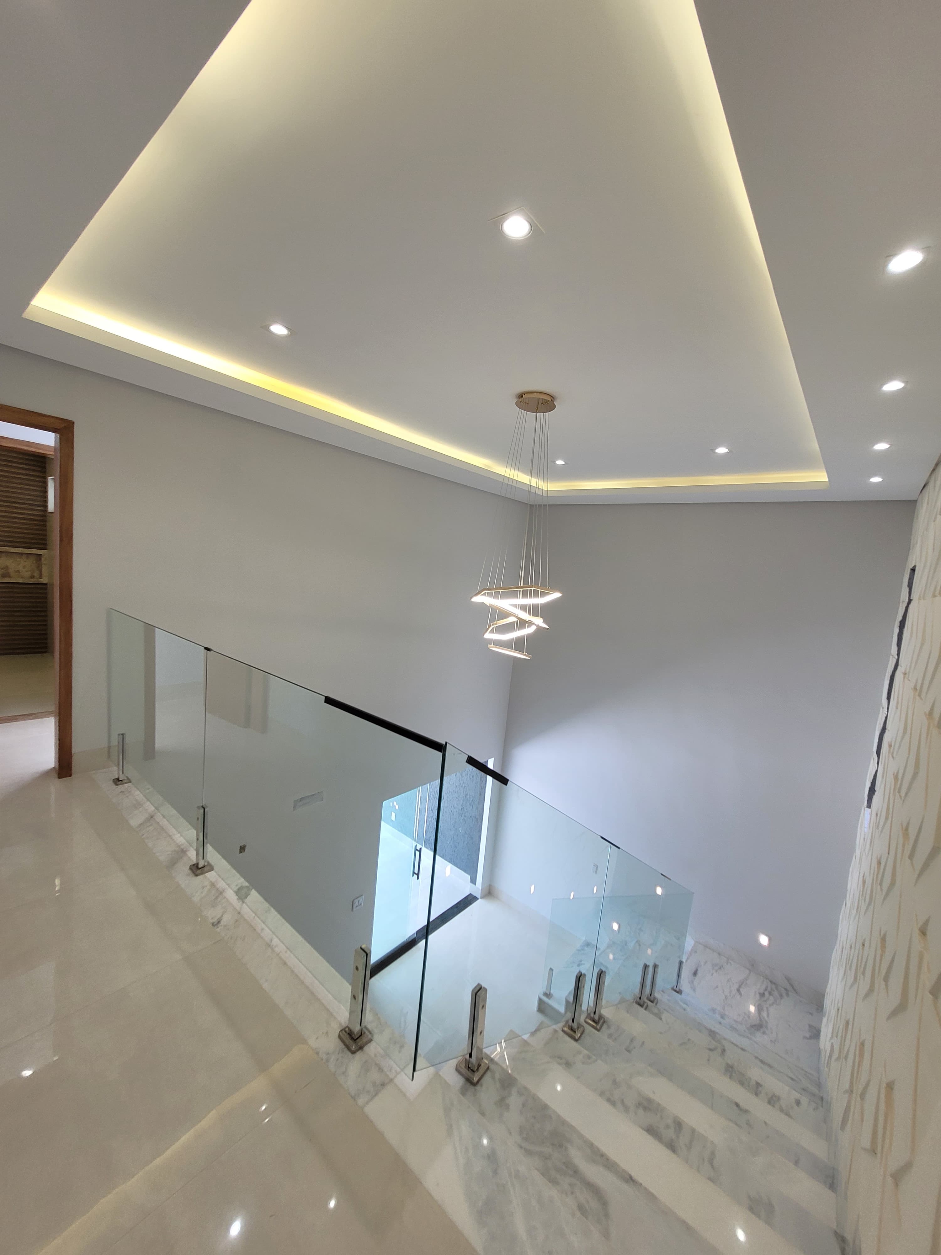 Imagem Sobrado com 3 Quartos à Venda, 147 m²em Vila Rosa - Goiânia