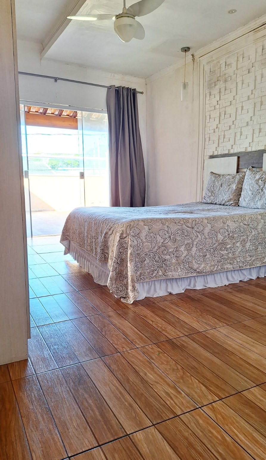 Imagem Sobrado com 3 Quartos à Venda, 120 m²em Bardan - Taubate