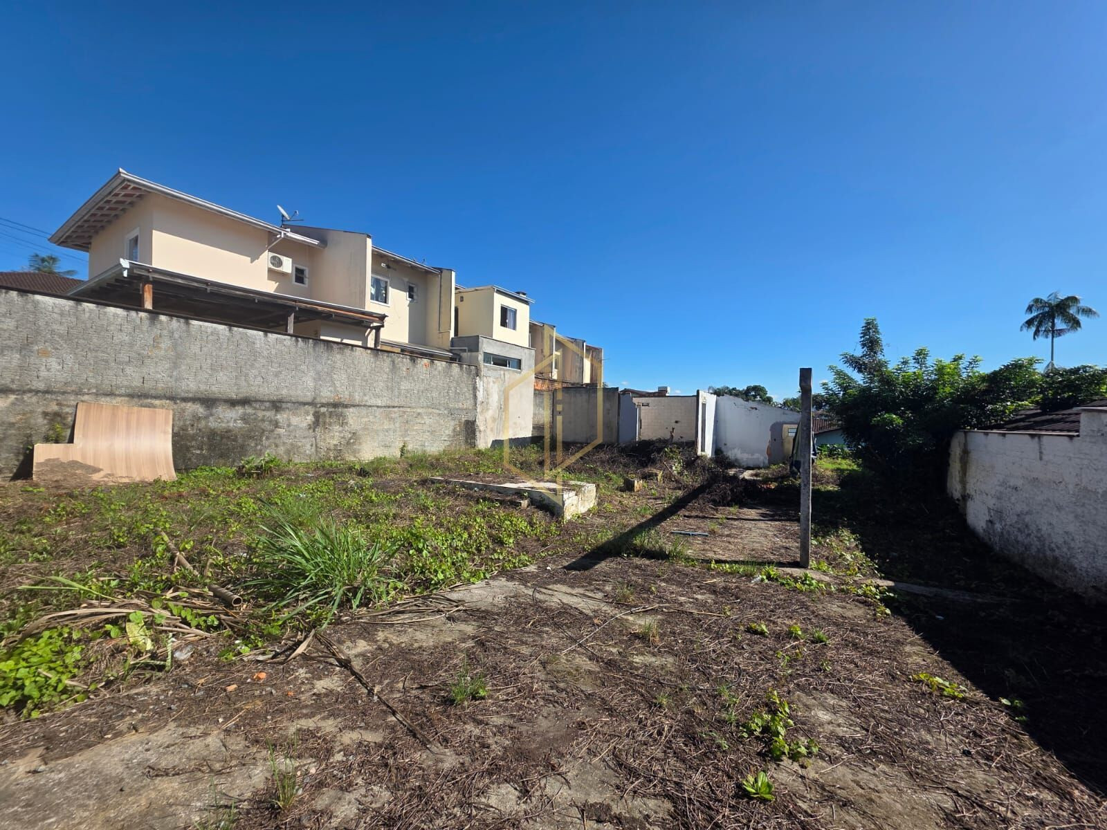 Foto do imóvel: Terreno em Condomínio à Venda, 480 m² em Petrópolis - Joinville