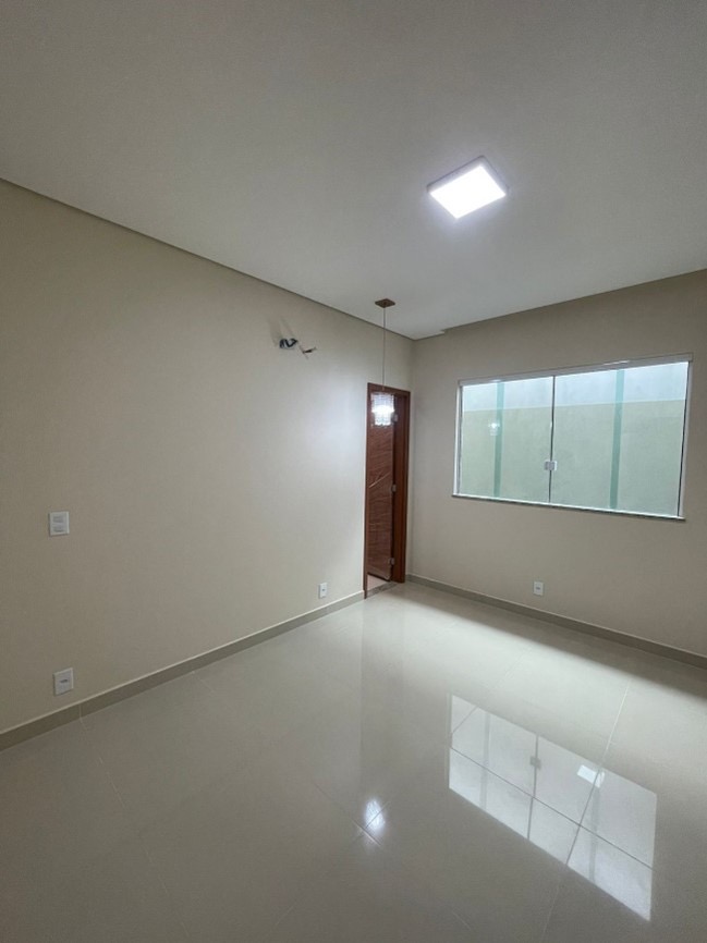 Imagem Casa de Condomínio com 3 Quartos à Venda ou Locação, 172 m²em Ponta Negra - Manaus