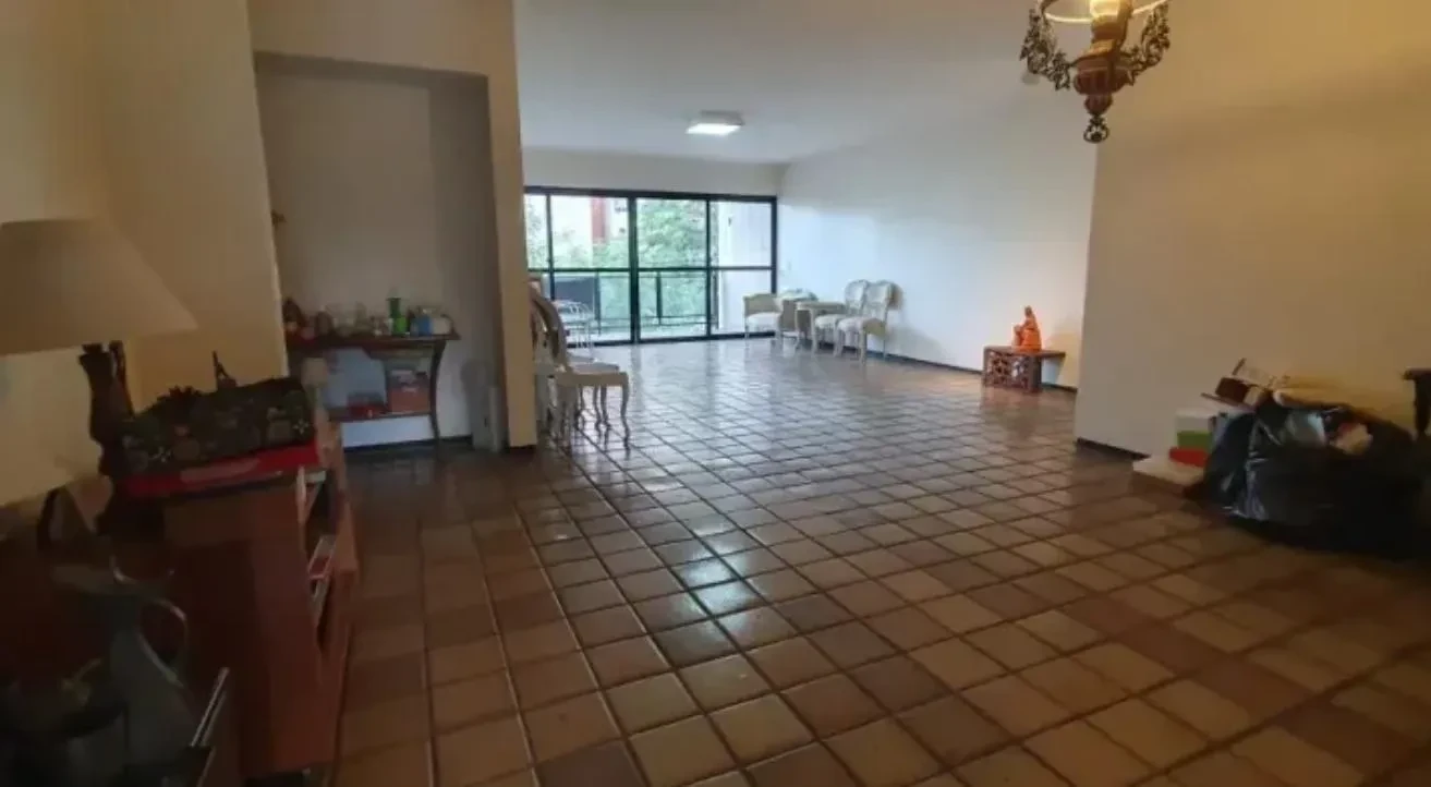 Imagem Apartamento com 4 Quartos à Venda, 176 metros em Parnamirim - Recife