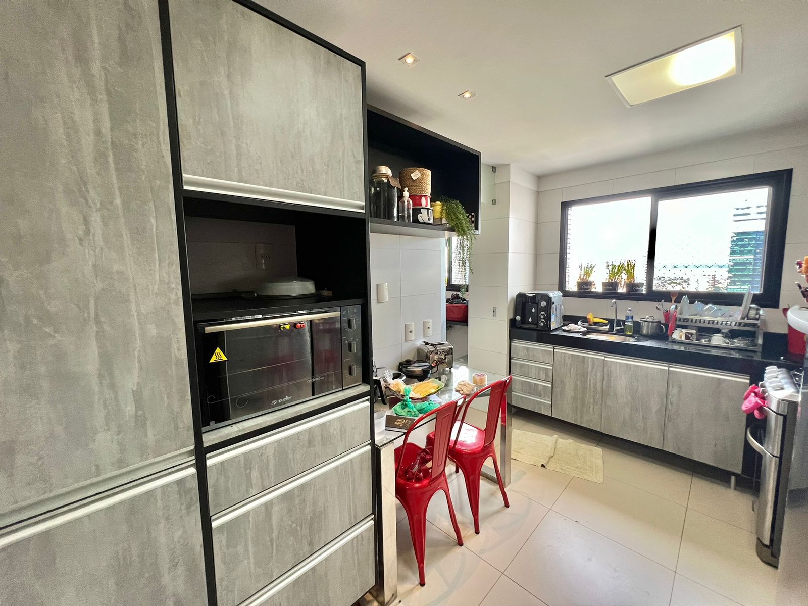 Imagem Apartamento com 3 Quartos à Venda, 178 m²em Batista Campos - Belém